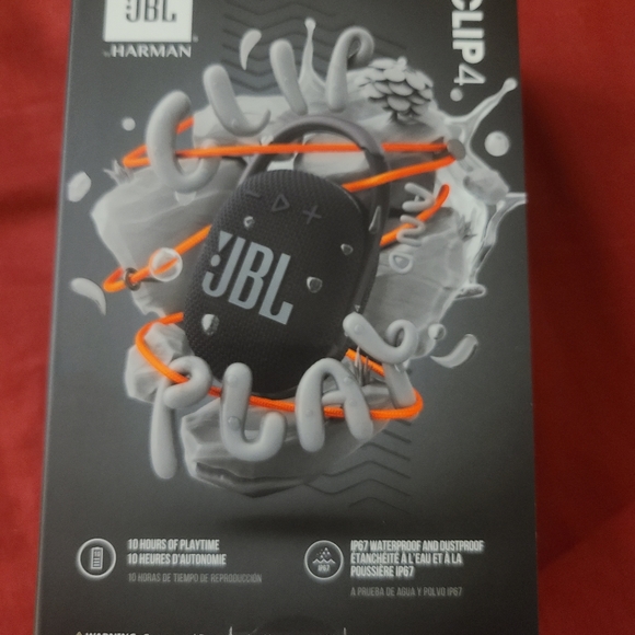 New JBL Harman Bluetooth Speaker - Picture 3 of 3